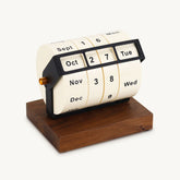 perpetual desk calendar