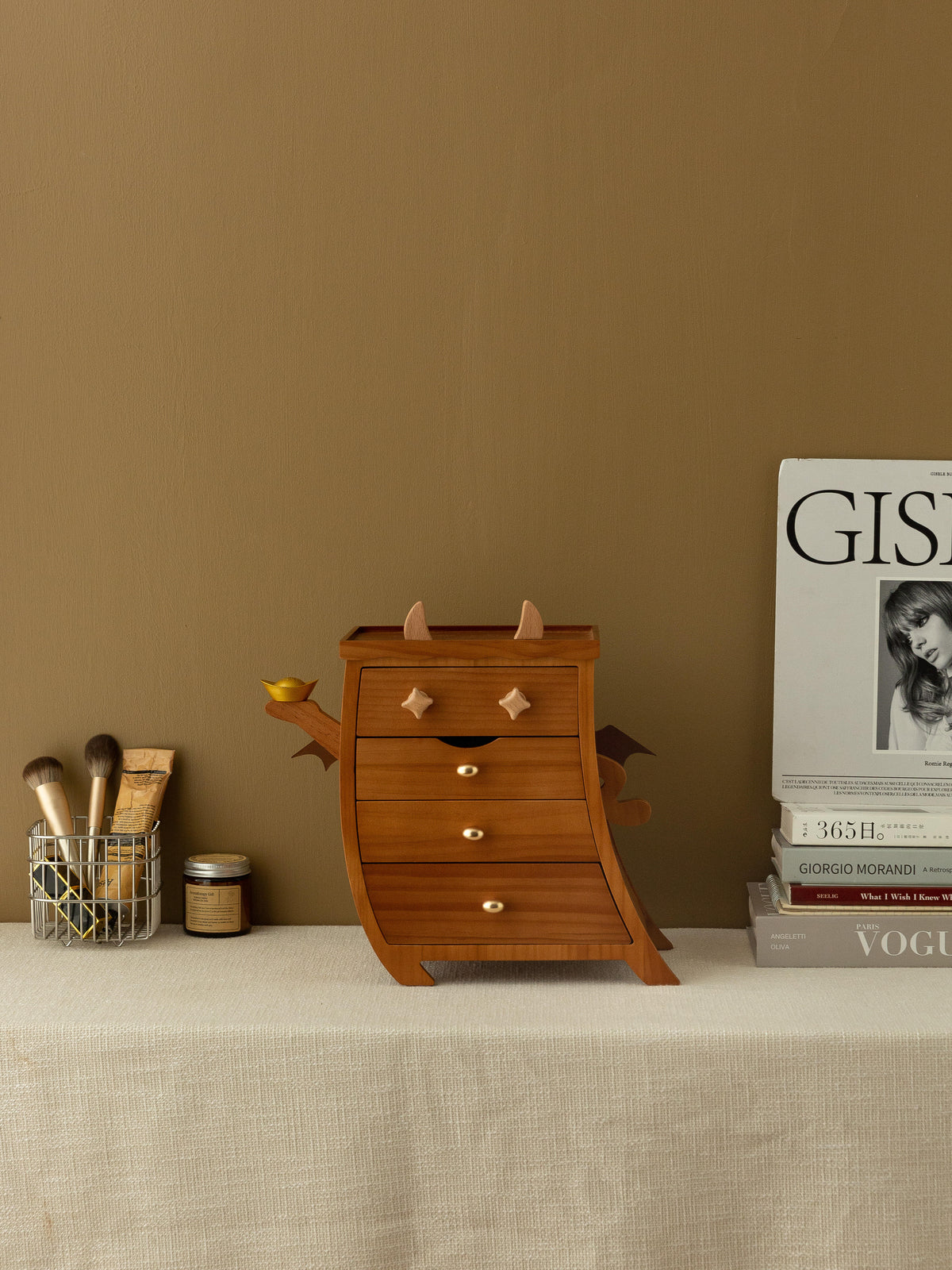 creative jewelry organizer