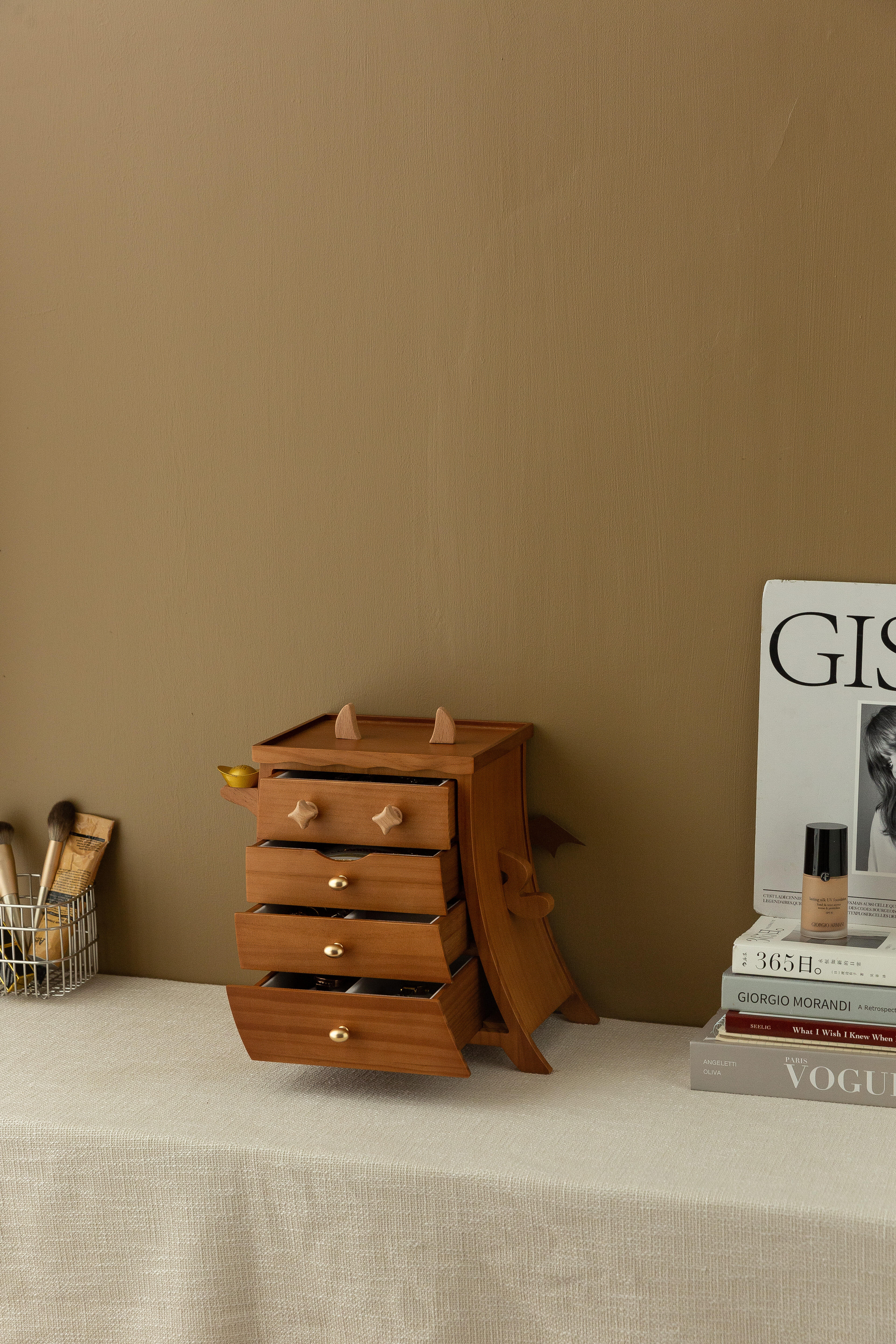 devil design storage box