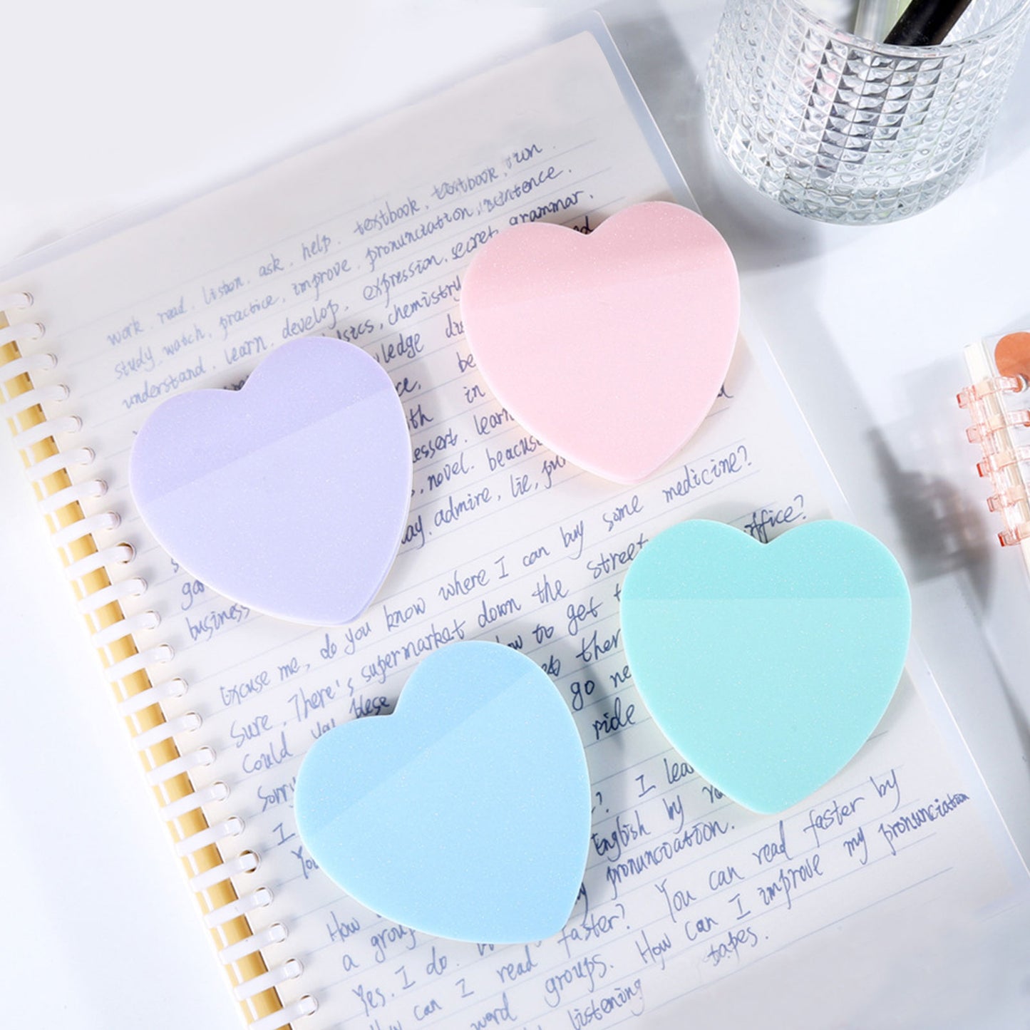 200 Sheets Sparkling Heart Shape Transparent Sticky Notes