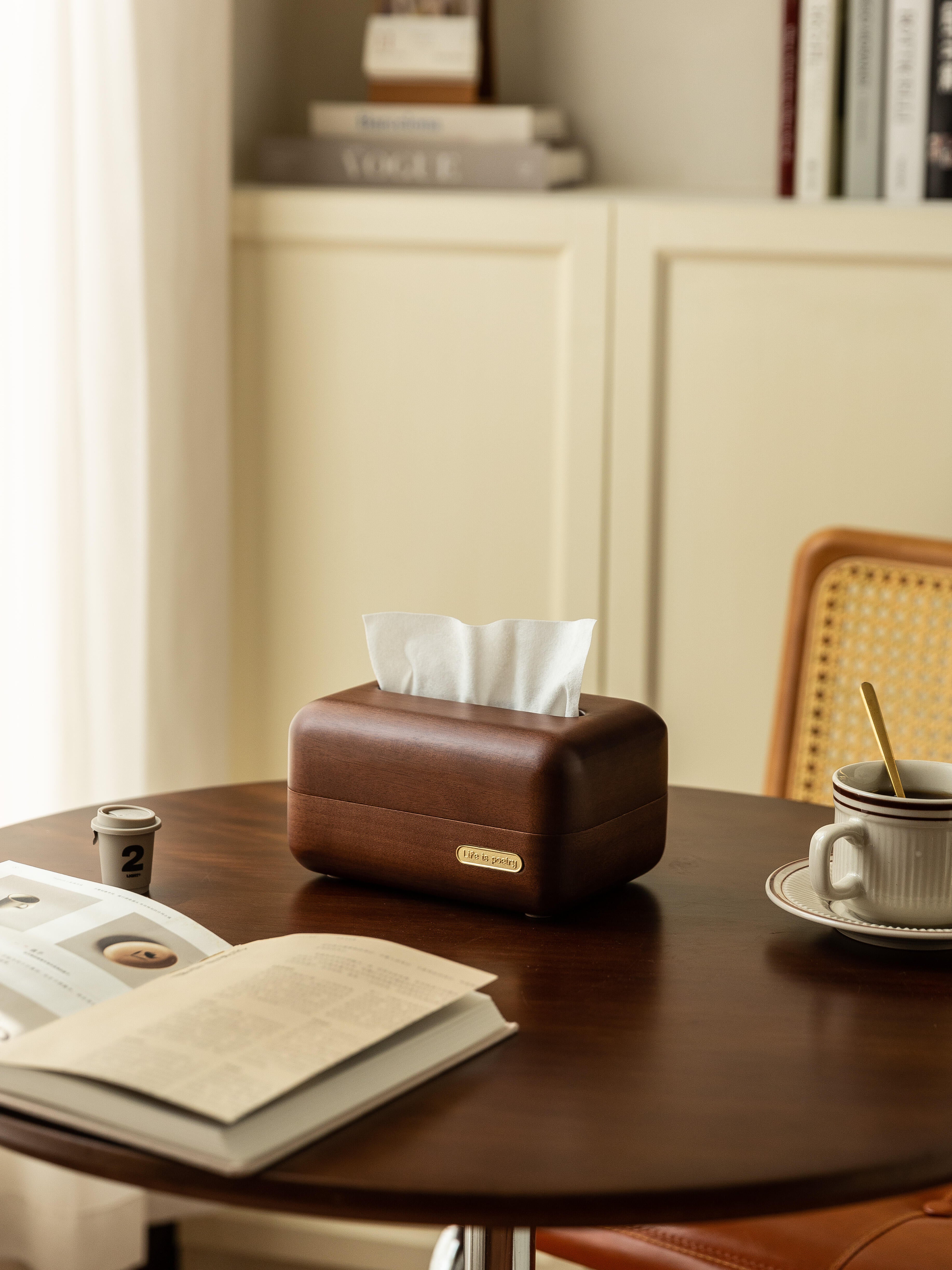 wooden tissue holder
