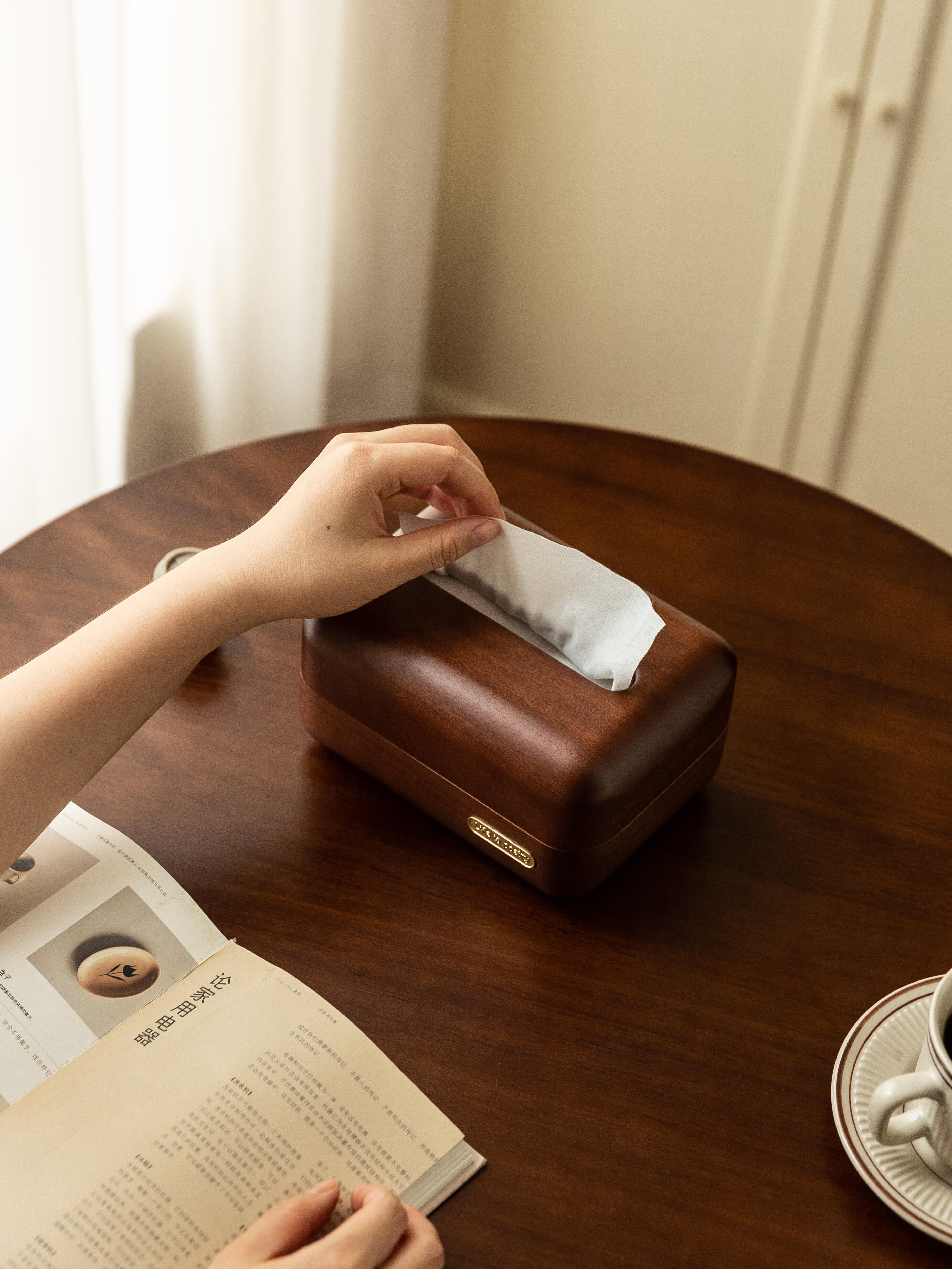 solid wood tissue case