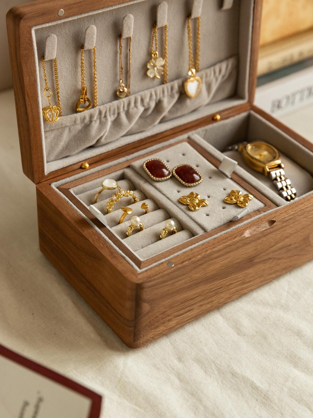 jewelry storage box