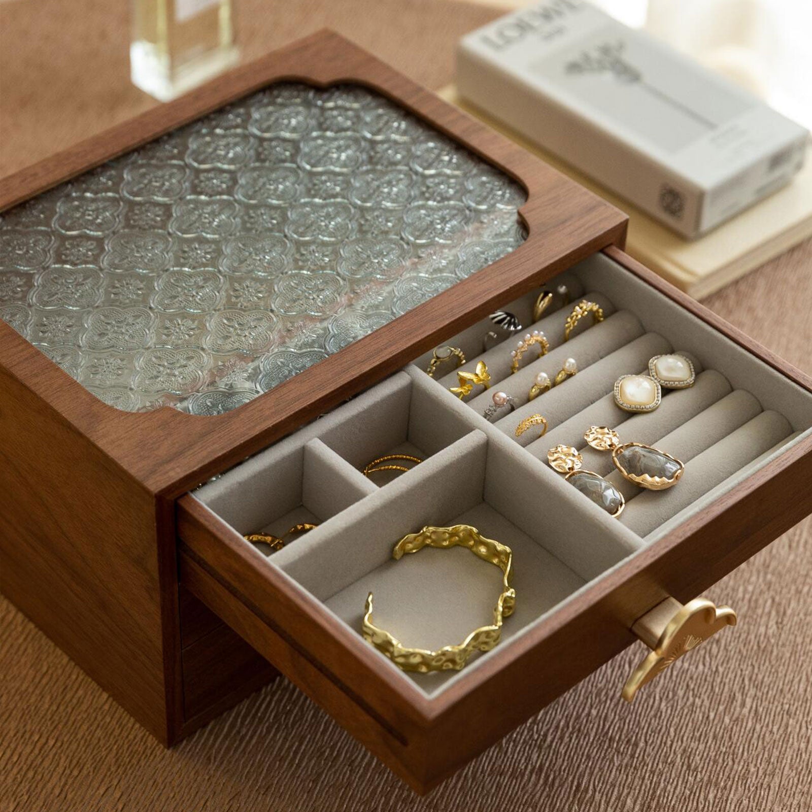 wooden jewelry case