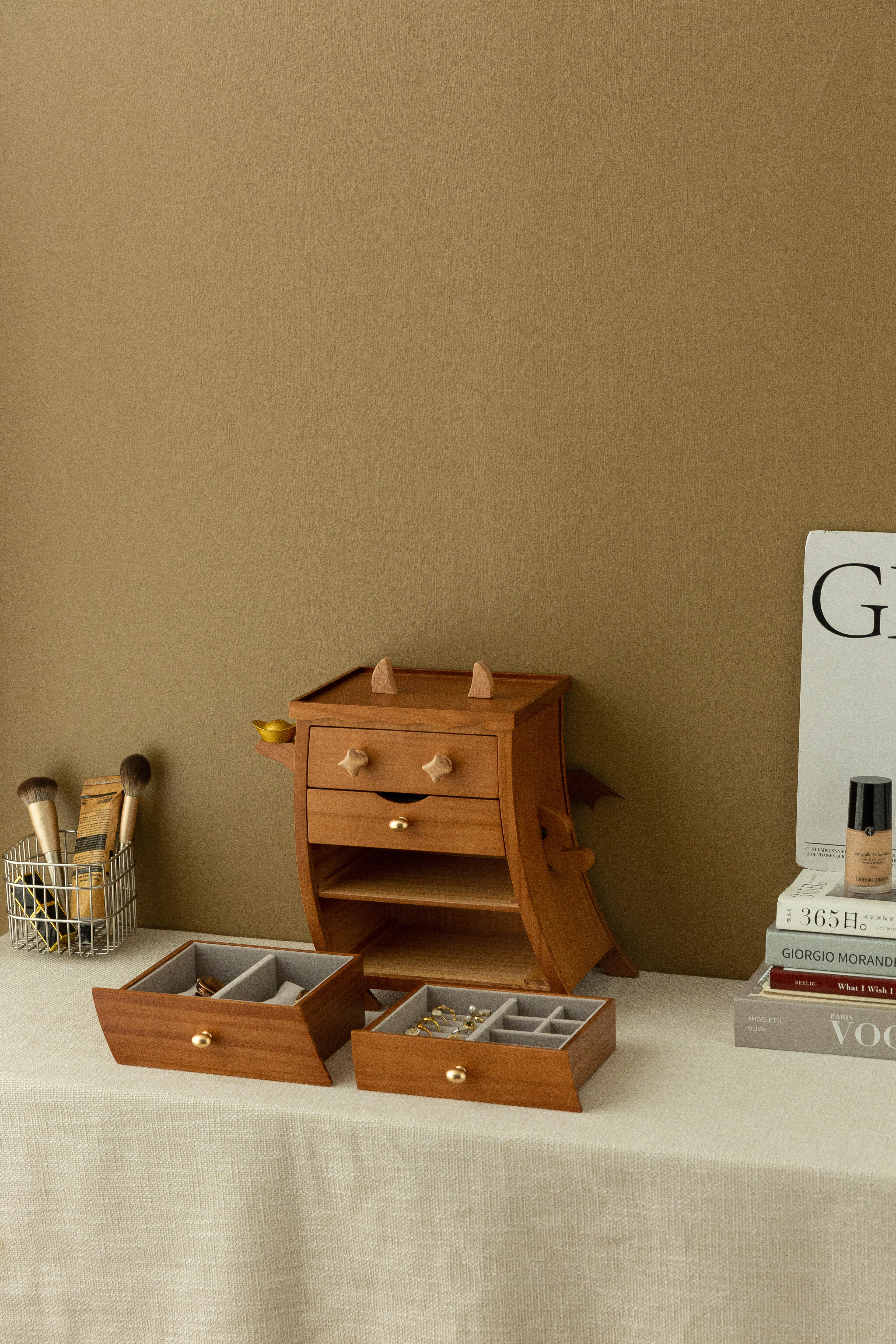 wooden dresser organizer